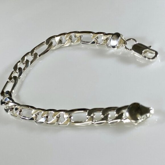 Diamond Cut Figaro Chain Bracelet - Picture 5 of 10